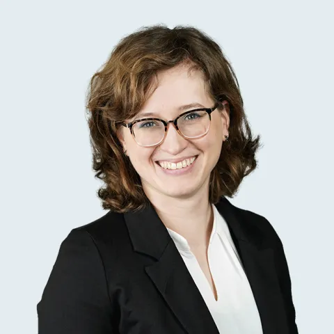 Theresa Tönnis, Studiengangskoordinatorin | WINGS-Fernstudium